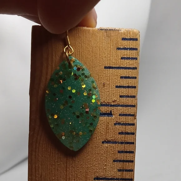 Hand Crafted Green Gold-Accented Earrings - Picture 4 of 5